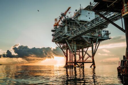 Cristina Prună, USR, propune înființarea unei comisii speciale la nivelul Parlamentului pentru modificarea Legii offshore, care ar permite exploatarea gazelor din Marea Neagră legea offshore gaze marea neagra catalin nita - em360