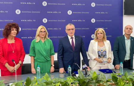 Ministrul Educației, Sorin Cîmpeanu, a semnat împreună cu CONAF și FPPG protocolul privind „Pactul pentru Educaţie Antreprenorială” pentru următorii 4 ani conaf fppg pactul pentru educatie anteprenoriala - em360
