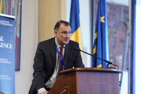 Daniel Apostol, directorul general FPPG, la Conferinţa Income Magazine – „Soluţii pentru România” daniel apostol em360