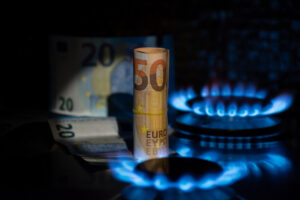 A crescut sărăcia energetică în perioada plafonării prețurilor la gaze și energie em360