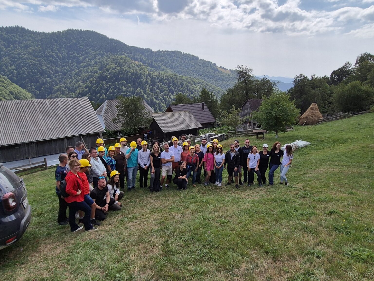 A început numărătoarea inversă către atingerea dezideratului „zero case fără energie electrică” Asociația Energia Inteligentă implementează o nouă etapă de „Energie pentru Viață” zero case fara energie electrica - em360