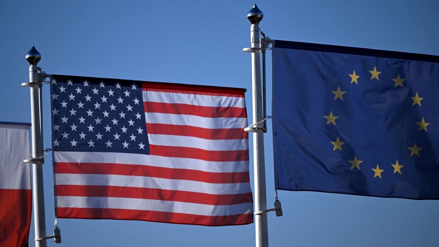 Două acorduri, două probleme pentru România Două acorduri două probleme pentru România em360