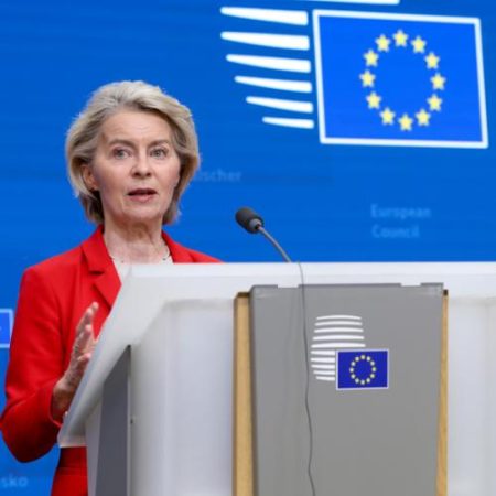 Von der Leyen salută Victoria unității asupra tarifelor și dezvăluie Cadrul de Prosperitate&quot pentru Ucraina em360