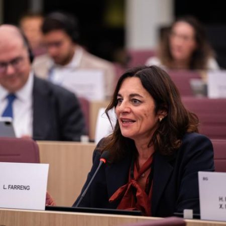 Membrii ai Comisiei CULT a Parlamentului European cer accelerarea pregătirilor pentru Erasmus+ 2027 în Regatul Unit em360