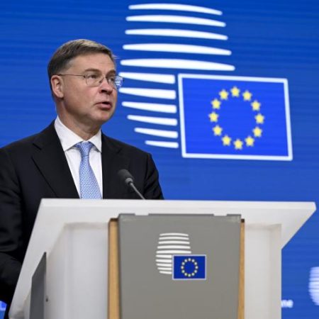 UE vizează finalizarea împrumutului de 90 miliarde euro pentru Ucraina em360
