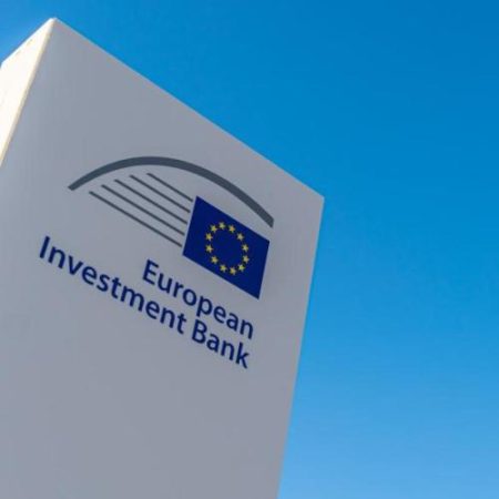 BEI și Comisia deblochează 3 miliarde de euro pentru a accelera transportul verde și încălzirea înainte de 2028 em360