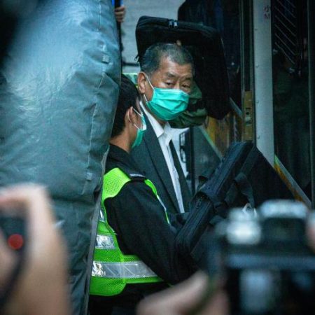 UE cere eliberarea imediată a lui Jimmy Lai după condamnarea la 20 de ani în Hong Kong em360