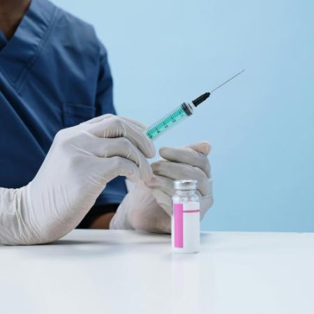 Comisia Europeană investește 225 milioane euro în vaccinuri gripale de nouă generație em360