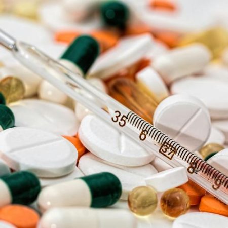 ECDC propune patru noi laboratoare de referință UE pentru a consolida pregătirea împotriva bolilor infecțioase și rezistenței la antibiotice em360
