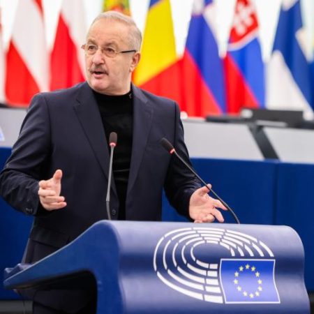 Europa apărării între retorică și realitate De ce Comisia trebuie împinsă spre o adevărată piață unică a apărării em360