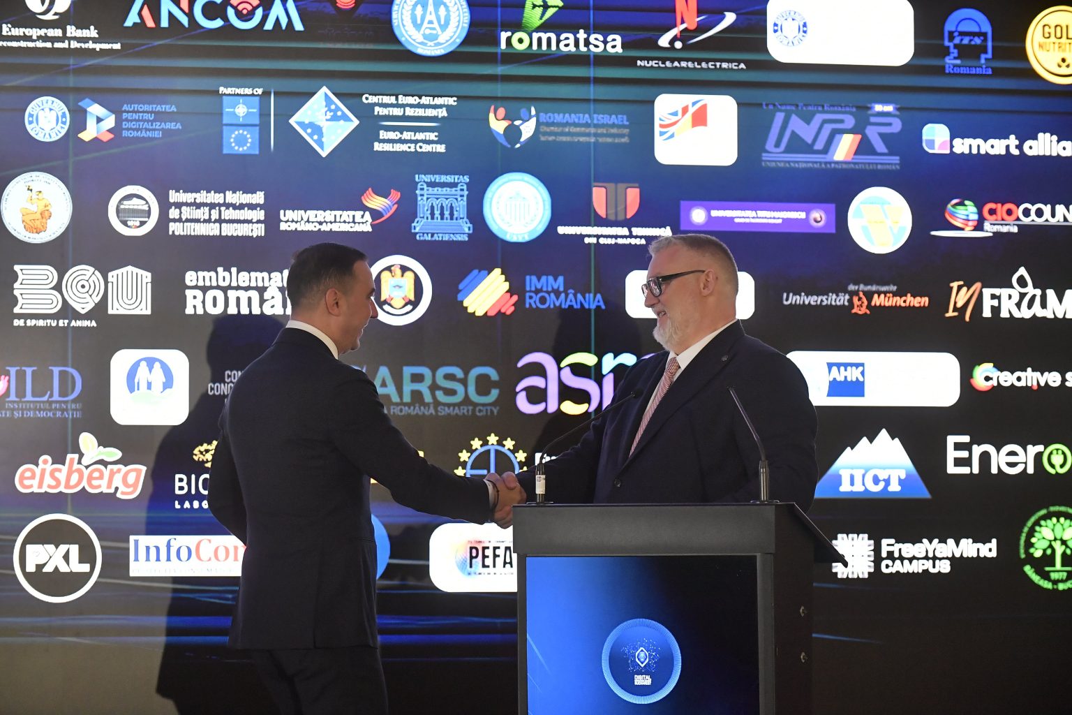 A treia zi a Digital Innovation Summit Bucharest 2026 diplomație cibernetică blockchain și viitorul educației digitale em360