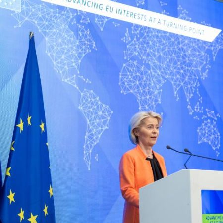 Ursula Von der Leyen cere o politică externă europeană mai realistă și orientată pe interese, cu securitatea drept principiu de organizare al acțiunii UE em360