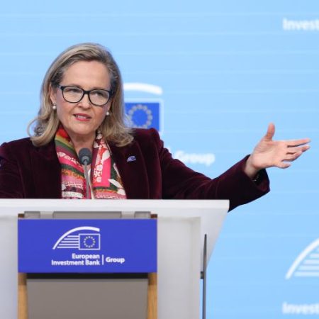 Banca Europeană de Investiții promite peste 1 miliard euro pentru energie regenerabilă în Africa subsahariană în sprijinul Mission 300 em360
