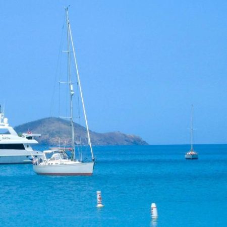 EPPO obține trei condamnări într-un caz de fraudă vamală legat de importul unui yacht din SUA em360