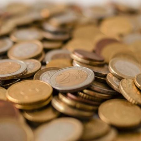 Parlamentul European aprobă reguli mai armonizate privind insolvența companiilor din UE pentru a sprijini investițiile transfrontaliere em360