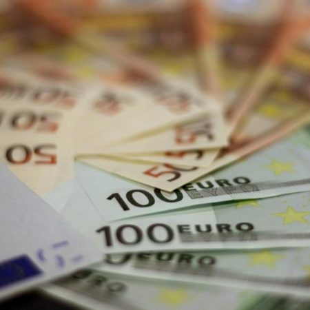 UE schimbă regulile falimentelor bancare pentru a proteja depozitele și contribuabilii em360