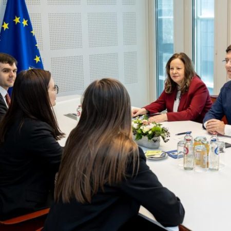 Victor Negrescu îi cere președintelui Consiliului European deschiderea negocierilor pe clustere pentru Republica Moldova em360