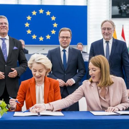 Comisia Europeană și Parlamentul European își actualizează acordul de cooperare em360
