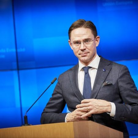 Comisia Europeană îl desemnează pe Jyrki Katainen consilier special pentru relațiile UE cu Arctica em360