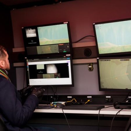 Comisia Europeană lansează o platformă de testare militară pentru Ucraina em360