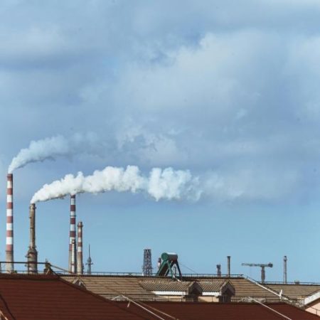 Parchetul European cere percheziții în instituții publice din Polonia în dosarul programului Clean Air em360