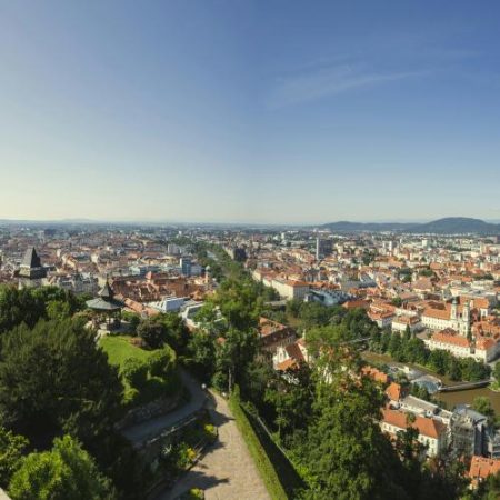 Comisia Europeană și Comitetul Regiunilor întăresc rolul orașelor și regiunilor în cercetare și inovare em360