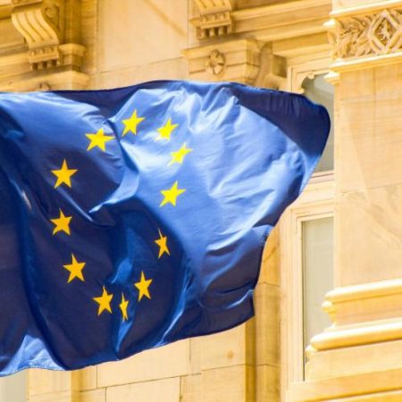 La 10 ani de la adoptare GDPR este așezat de UE în centrul noului cadru digital european em360