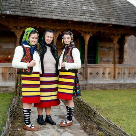 Parlamentul European cere finanțare și acces mai bun la terenuri pentru femeile din mediul rural em360