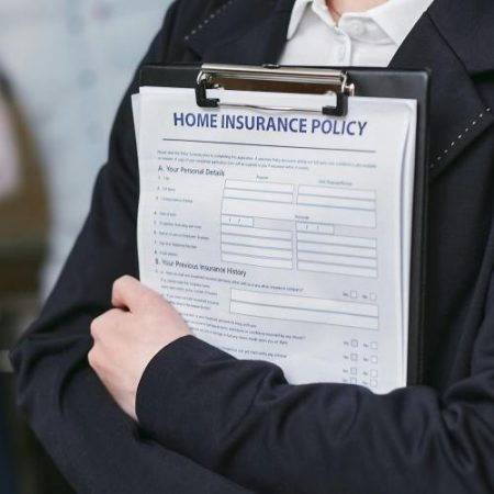 Autoritatea europeană pentru asigurări verifică vânzările online de asigurări non-viață în 10 state membre em360