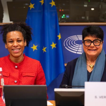 Parlamentul European avertizează că nu există democrație fără jurnalism independent em360