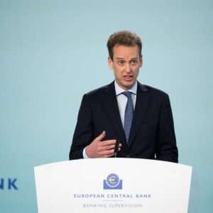 Banca Centrală Europeană cere progrese rapide pentru uniunea bancară și piața europeană a investițiilor em360
