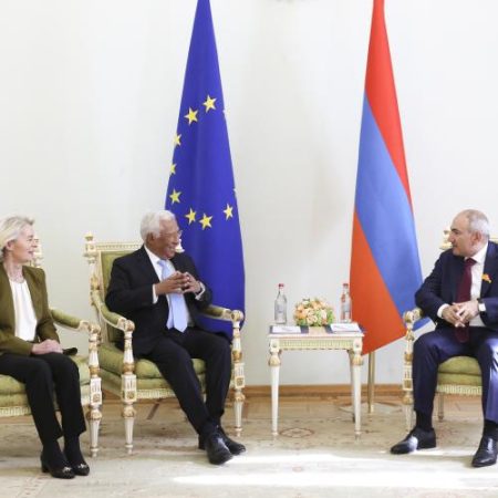 Președintele Consiliului European prezintă summitul de la Erevan ca moment de apropiere între Armenia și UE em360
