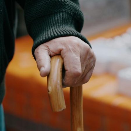 Parlamentul European și Consiliul ajung la acord privind protecția adulților vulnerabili în UE em360