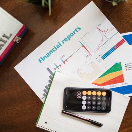 Autoritatea UE pentru piețele financiare propune simplificarea raportărilor pentru fonduri și tranzacții em360