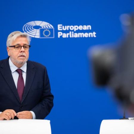 Parlamentul European avertizează că Georgia și Türkiye nu pot avansa spre Uniunea Europeană fără reforme democratice em360