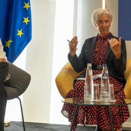 Christine Lagarde spune că BCE revine la dobânzi ca instrument principal dar într-o economie lovită de șocuri geopolitice rapide em360