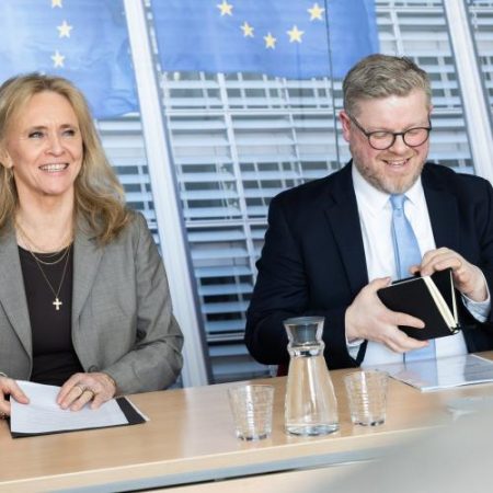 Islanda se alătură sistemului european TIPS pentru plăți instant în coroane islandeze din 2028 em360