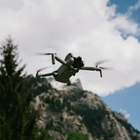 Institutul Kiel arată că sprijinul militar european pentru Ucraina se concentrează tot mai mult pe drone em360