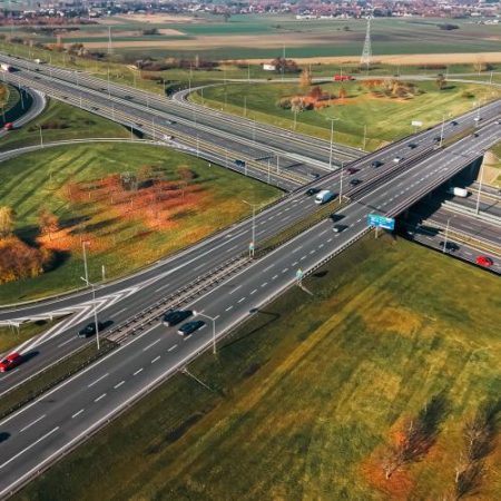 Comisia Europeană pune la dispoziție 1,1 miliarde de euro pentru modernizarea transportului european em360
