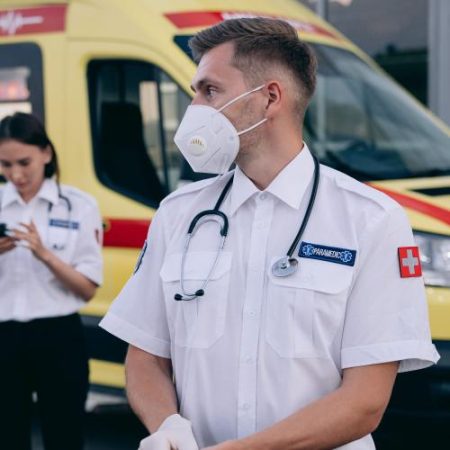 Centrul European de Prevenire și Control al Bolilor cere pregătire în Uniunea Europeană după primul caz importat de Ebola în Franța em360