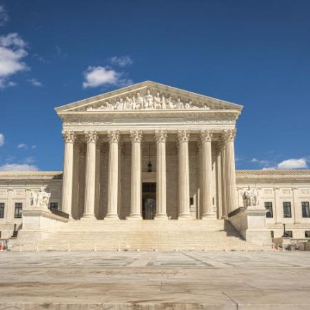 Transferurile de date dintre Uniunea Europeană și Statele Unite sunt contestate din nou după o decizie a Curții Supreme americane em360