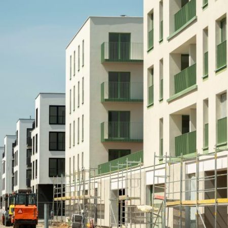 Construcția de locuințe noi s-a scumpit cu 48% în Uniunea Europeană din 2015 iar România este printre cele mai afectate țări em360