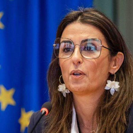 Ombudsmanul European cere Comisiei să explice cum evită ca firmele să domine consultările pentru simplificarea legislației UE em360