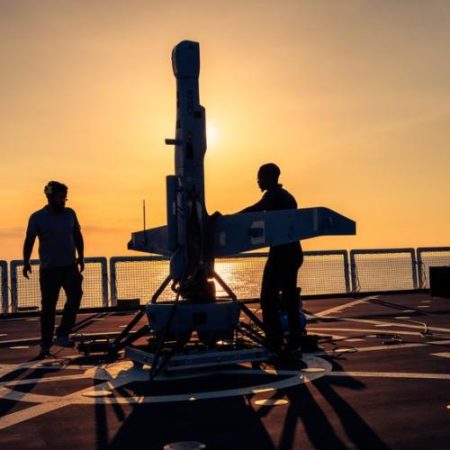 Frontex și Italia au testat drone care pot supraveghea marea la 150 de kilometri de o navă de patrulare em360