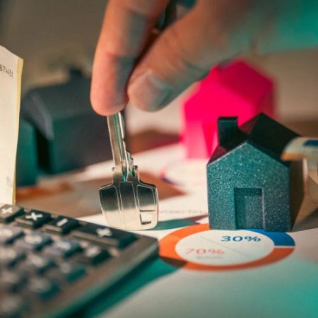 Băncile din zona euro înăspresc creditarea iar cererea pentru împrumuturi ipotecare scade puternic em360