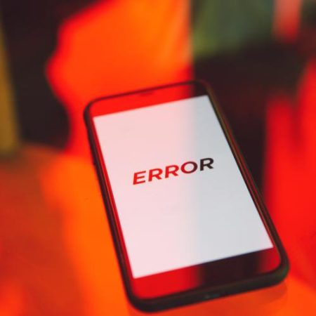 eu-LISA avertizează că inteligența artificială poate accelera dezvoltarea software dar poate introduce mai multe erori și vulnerabilități em360