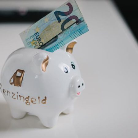 Mai multe obligațiuni comune nu vor reduce automat costurile de împrumut ale Uniunii Europene em360