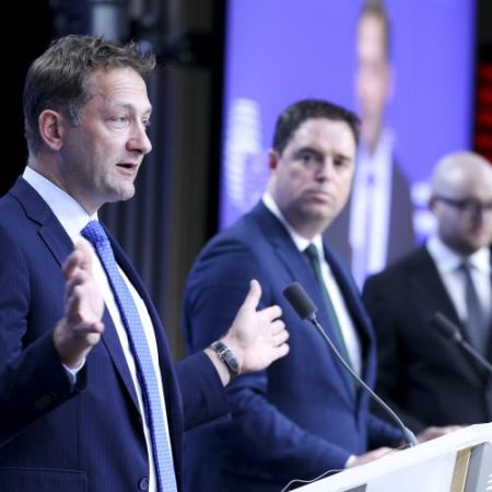 UE pregătește până la 1,6 miliarde de euro pentru fermierii afectați de scumpirea îngrășămintelor și caută o asigurare comună împotriva dezastrelor climatice em360