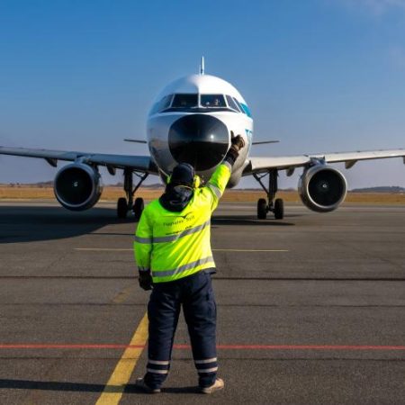 EASA va consulta publicul despre folosirea inteligenței artificiale în aviație em360