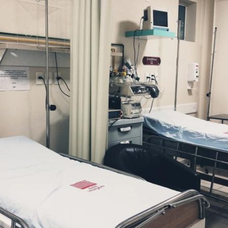 România are al treilea cel mai mare număr de paturi de spital din UE, dar rămâne printre ultimele la îngrijirea rezidențială pe termen lung em360